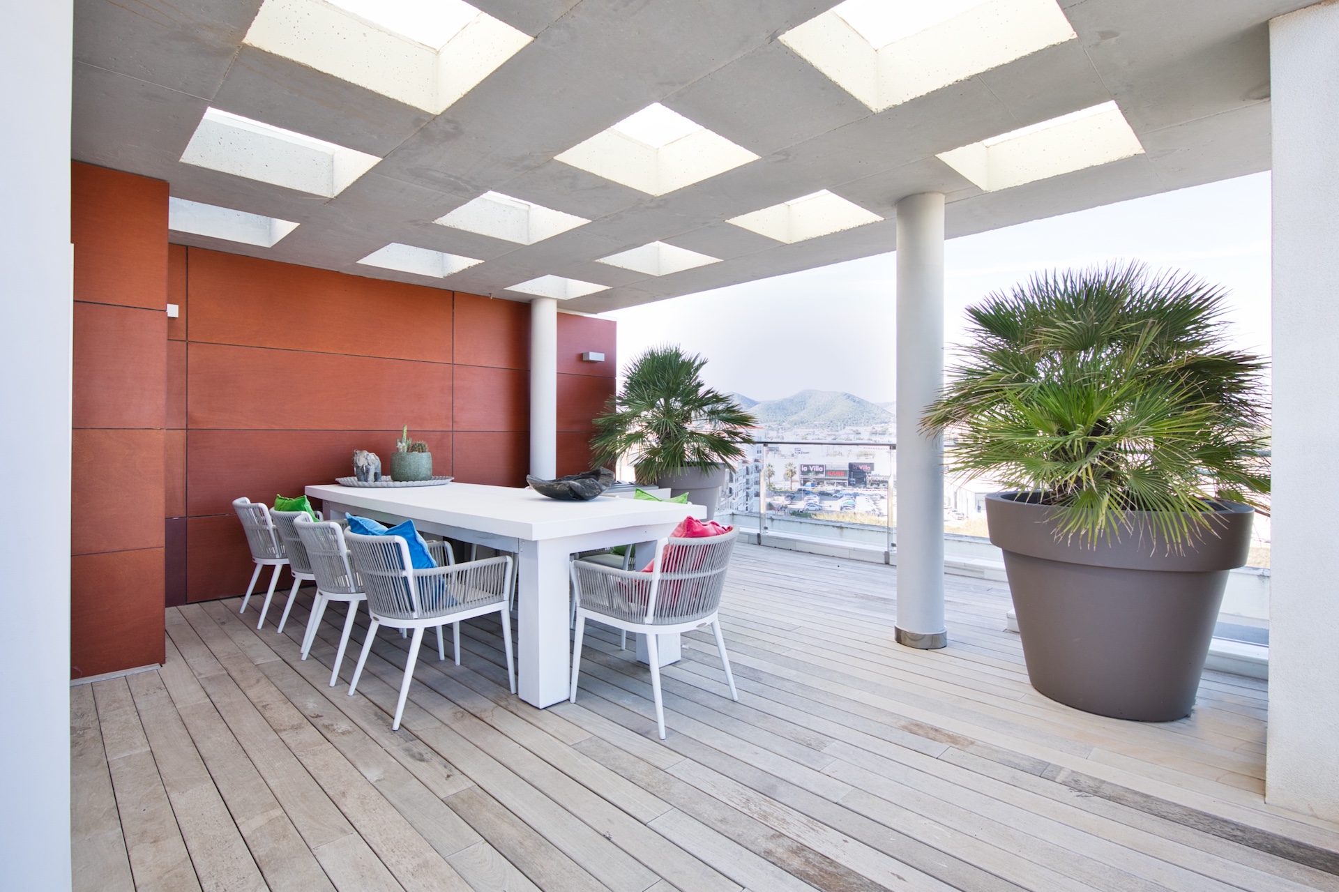 Resa Estates Ibiza te koop penthouse Marina botafoch for sale Ibiza outdoor terrace 2.jpeg